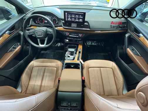 2023 Audi Q5 45 S line Premium