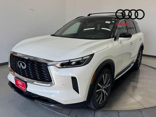 Majestic White/Black Obsidian 2024 INFINITI QX60 AUTOGRAPH