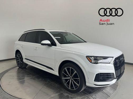 Glacier White Metallic 2023 Audi Q7 55 Prestige