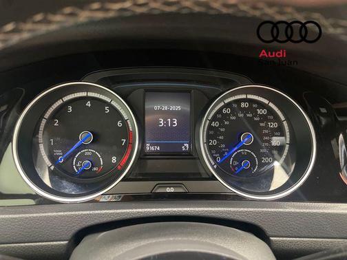 2017 Volkswagen Golf R 2.0T DSG