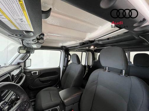 2022 Jeep Gladiator Altitude 4x4