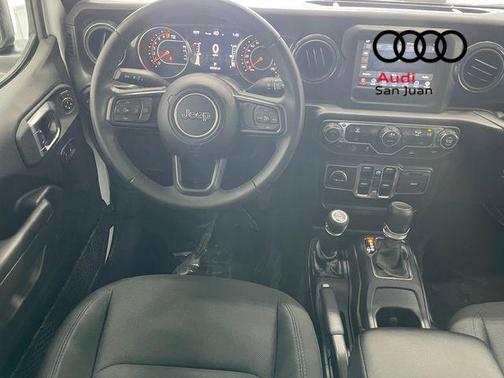 2022 Jeep Gladiator Altitude 4x4