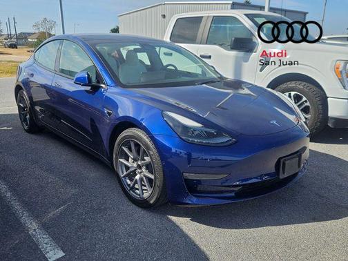 2022 Tesla Model 3 Standard Range