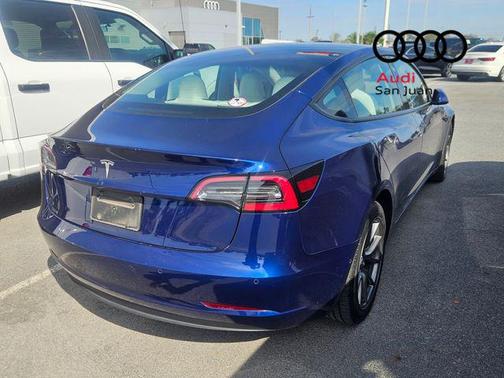 2022 Tesla Model 3 Standard Range