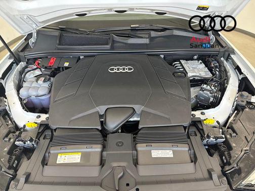 2026 Audi Q7 55 Premium Plus