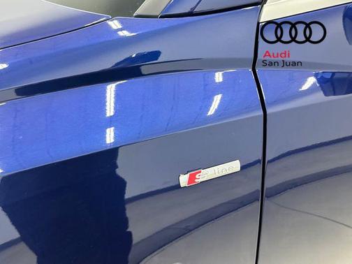 Navarra Blue Metallic 2024 Audi Q3 Premium 45 TFSI S line quattro Tiptronic