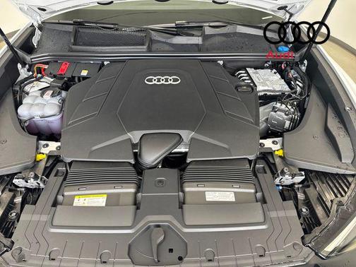 2026 Audi Q8 55 Premium Plus