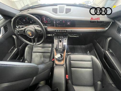 2021 Porsche 911 Carrera