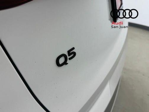 2025 Audi Q5 Premium TFSI quattro S tronic