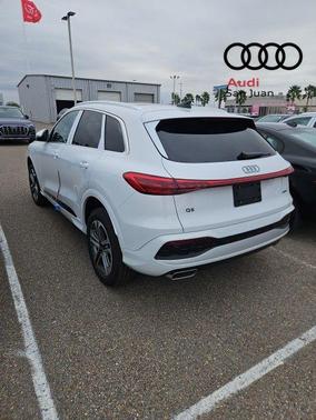 2025 Audi Q5 Premium TFSI quattro S tronic