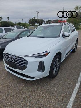 2025 Audi Q5 Premium TFSI quattro S tronic