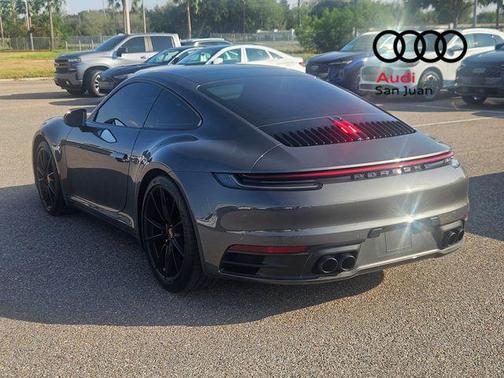 2021 Porsche 911 Carrera