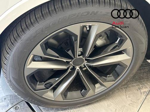 2026 Audi Q7 55 Premium Plus