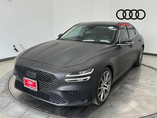 Uyuni White 2022 Genesis G70 2.0T RWD