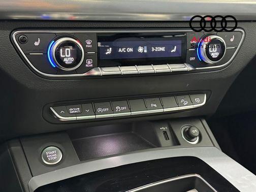 2025 Audi Q5 45 S line Premium