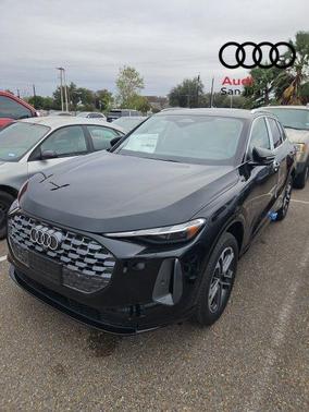 2025 Audi Q5 Premium TFSI quattro S tronic