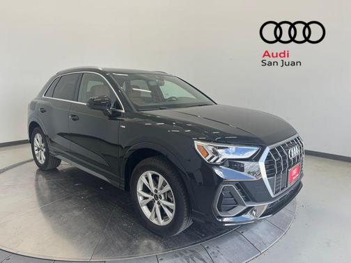 Mythos Black Metallic 2025 Audi Q3 Premium 45 TFSI S line quattro Tiptronic