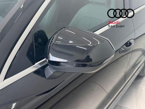 Mythos Black Metallic 2024 Audi Q3 45 S line Premium Plus