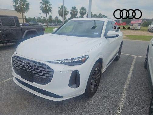 Arkona White 2025 Audi Q5 Premium TFSI quattro S tronic