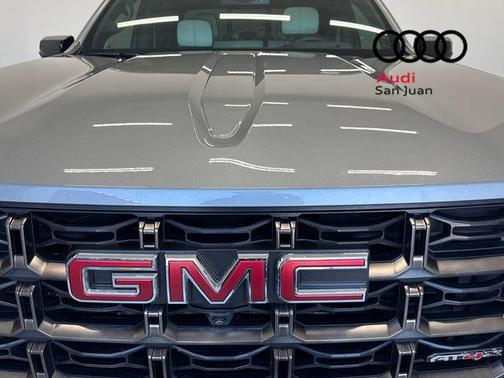 2023 GMC Canyon AT4X