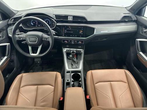 Arkona White 2024 Audi Q3 Premium 40 TFSI quattro Tiptronic