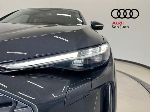 Tambora Gray Metallic 2025 Audi Q5 Premium Plus TFSI quattro S tronic