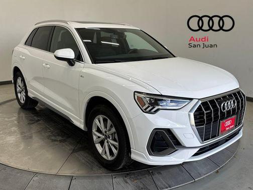 2025 Audi Q3 Premium 45 TFSI S line quattro Tiptronic
