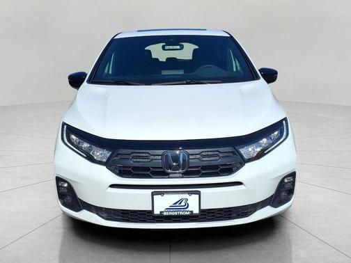 Platinum White Pearl 2026 Honda Odyssey Sport-L
