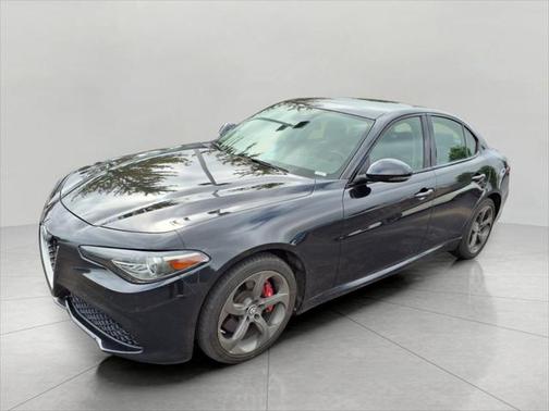 2017 Alfa Romeo Giulia Ti