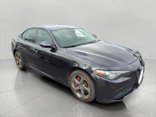 2017 Alfa Romeo Giulia Ti