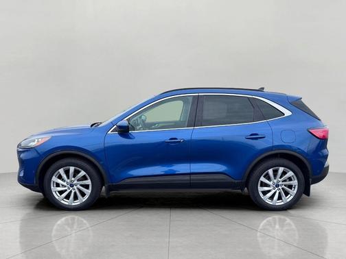ATLAS BLUE METALLIC 2022 Ford Escape Titanium