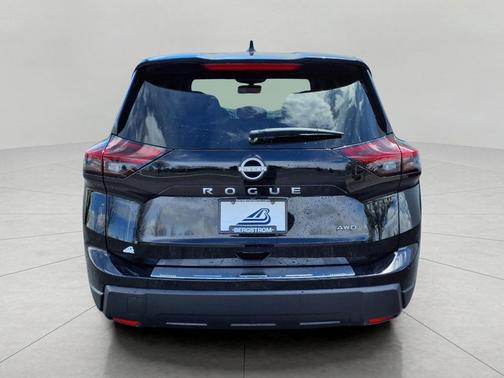 Super Black 2026 Nissan Rogue SV