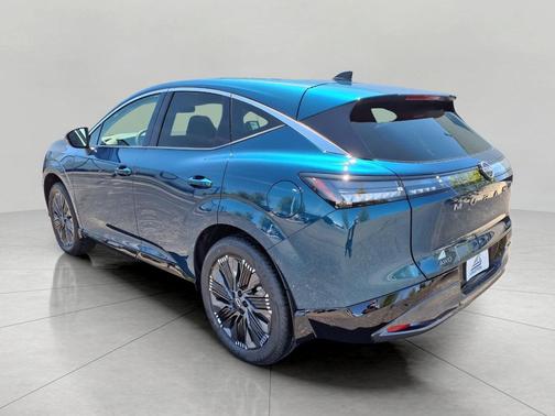 Aurora Blue Pearl Metallic 2026 Nissan Murano Platinum