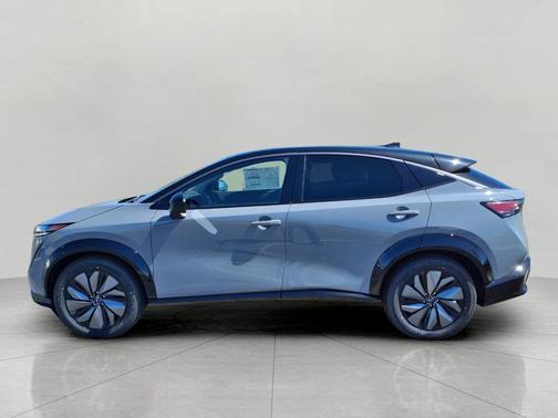 2025 Nissan ARIYA EVOLVE+