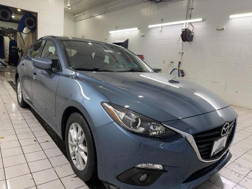 2015 Mazda Mazda3 i Touring