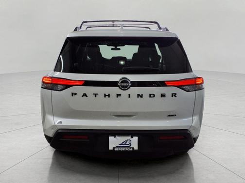 2025 Nissan Pathfinder SV 4WD