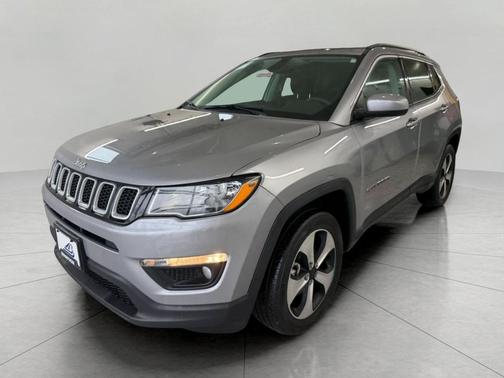 Billet Silver Metallic Clearcoat 2017 Jeep New Compass Latitude