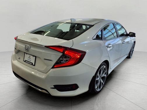 2019 Honda Civic Touring