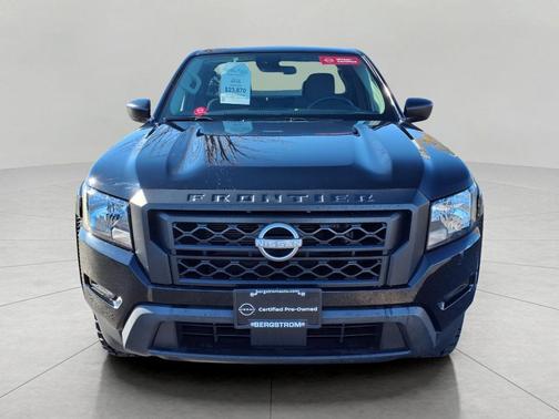 2022 Nissan Frontier S