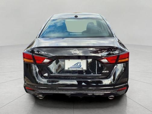 2025 Nissan Altima SL AWD