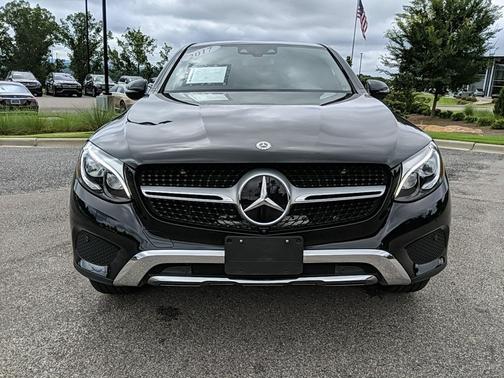 Photo 3 of 41 of 2017 Mercedes-Benz GLC 300 4MATIC Coupe