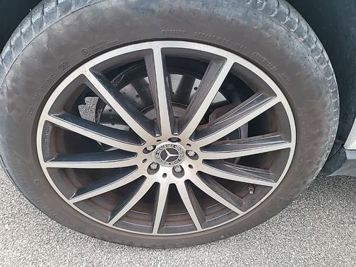 2023 Mercedes-Benz GLS 450 