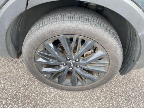 Gravity Grey 2022 Kia Telluride SX