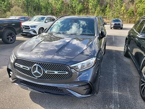 2025 Mercedes-Benz GLC 300 