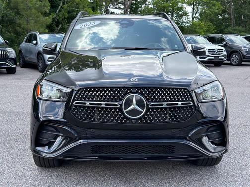 Obsidian Black Metallic 2025 Mercedes-Benz GLE 450 4MATIC