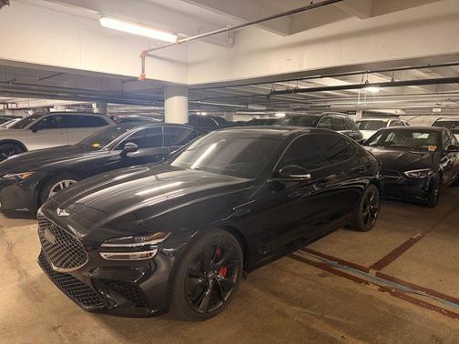 Vik Black 2023 Genesis G70 3.3T RWD