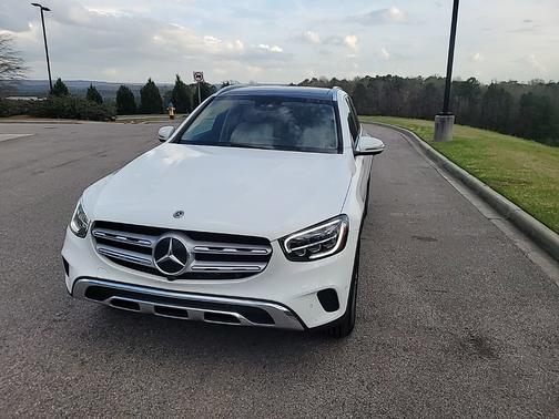 2022 Mercedes-Benz GLC 300 