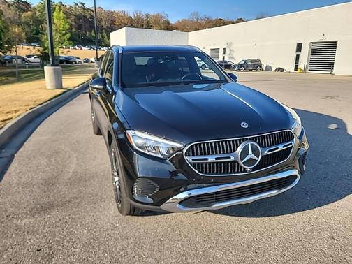 2023 Mercedes-Benz GLC 300 
