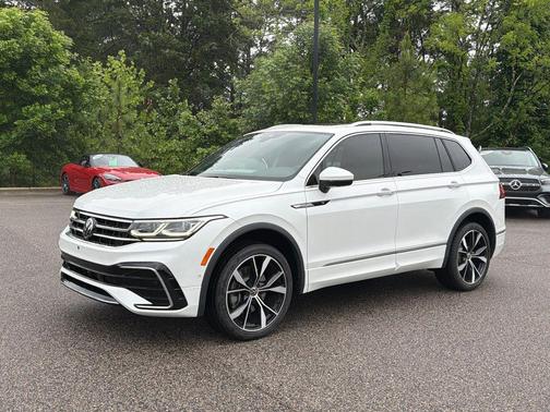 Oryx White Pearl 2022 Volkswagen Tiguan 2.0T SEL R-Line 4MOTION