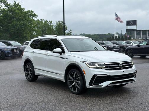 Oryx White Pearl 2022 Volkswagen Tiguan 2.0T SEL R-Line 4MOTION
